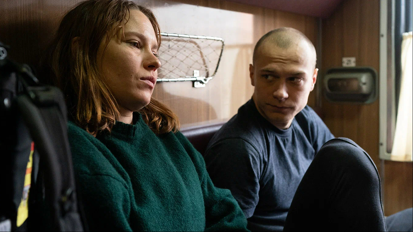 кадр из фильма «Купе номер 6»
